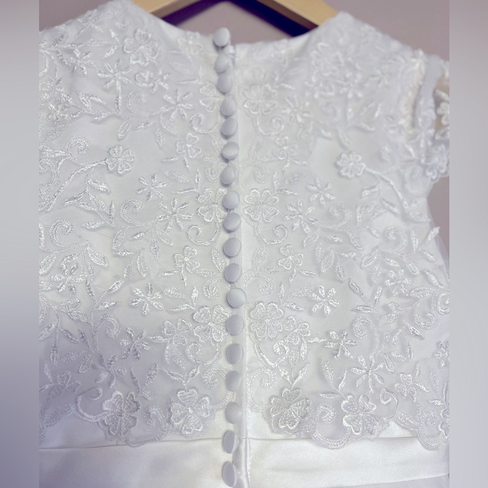 Elegant White Lace Kids Dress size 8 - Picture 3 of 6
